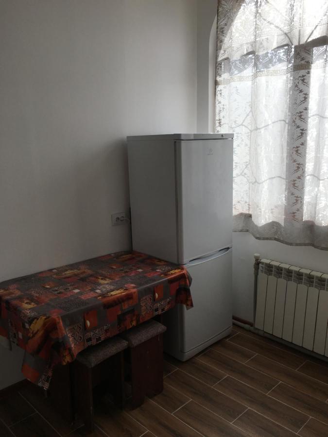 46,2 Karmysova Street Serviced Apartments 알마티 외부 사진