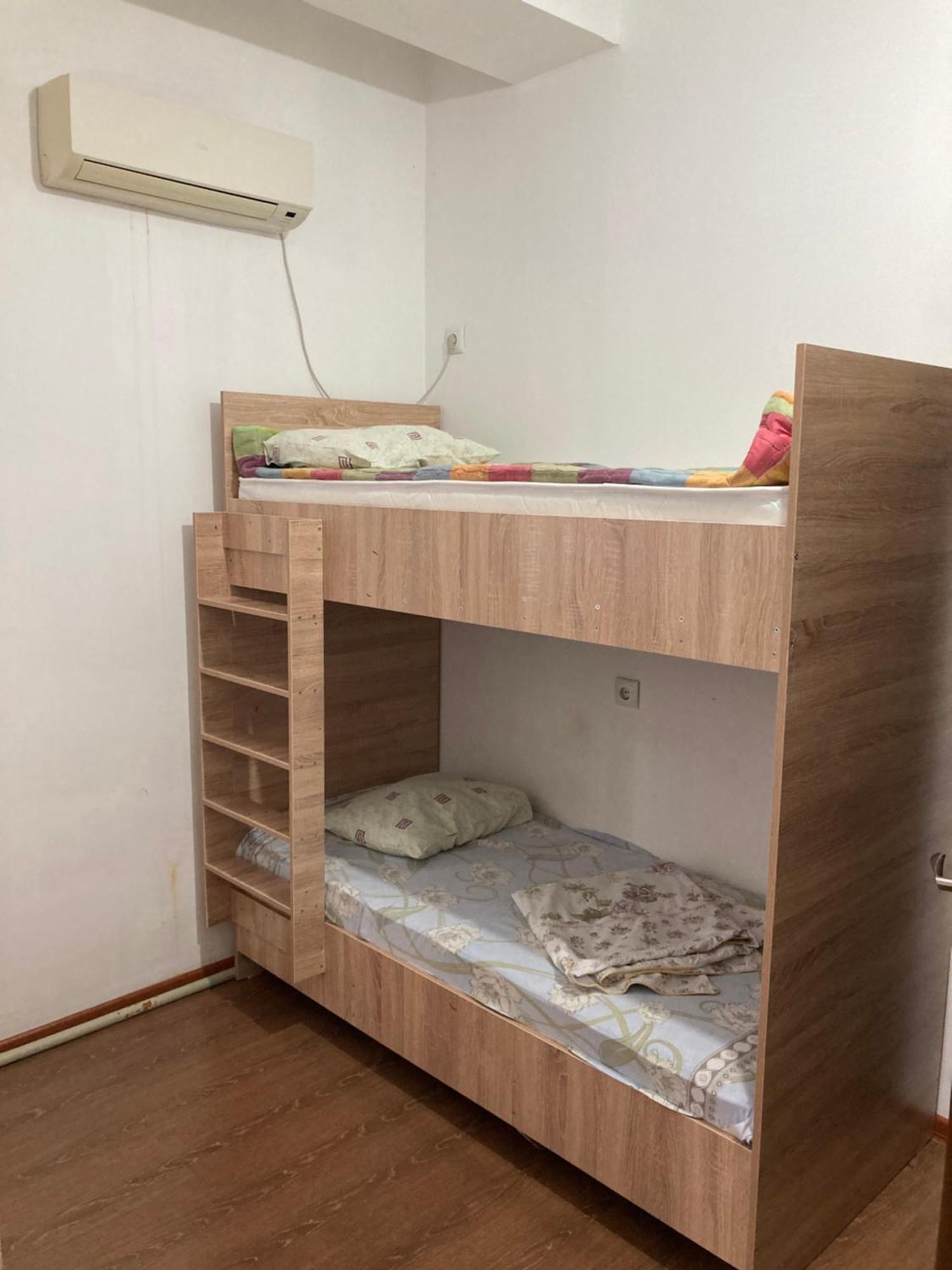 46,2 Karmysova Street Serviced Apartments 알마티 외부 사진