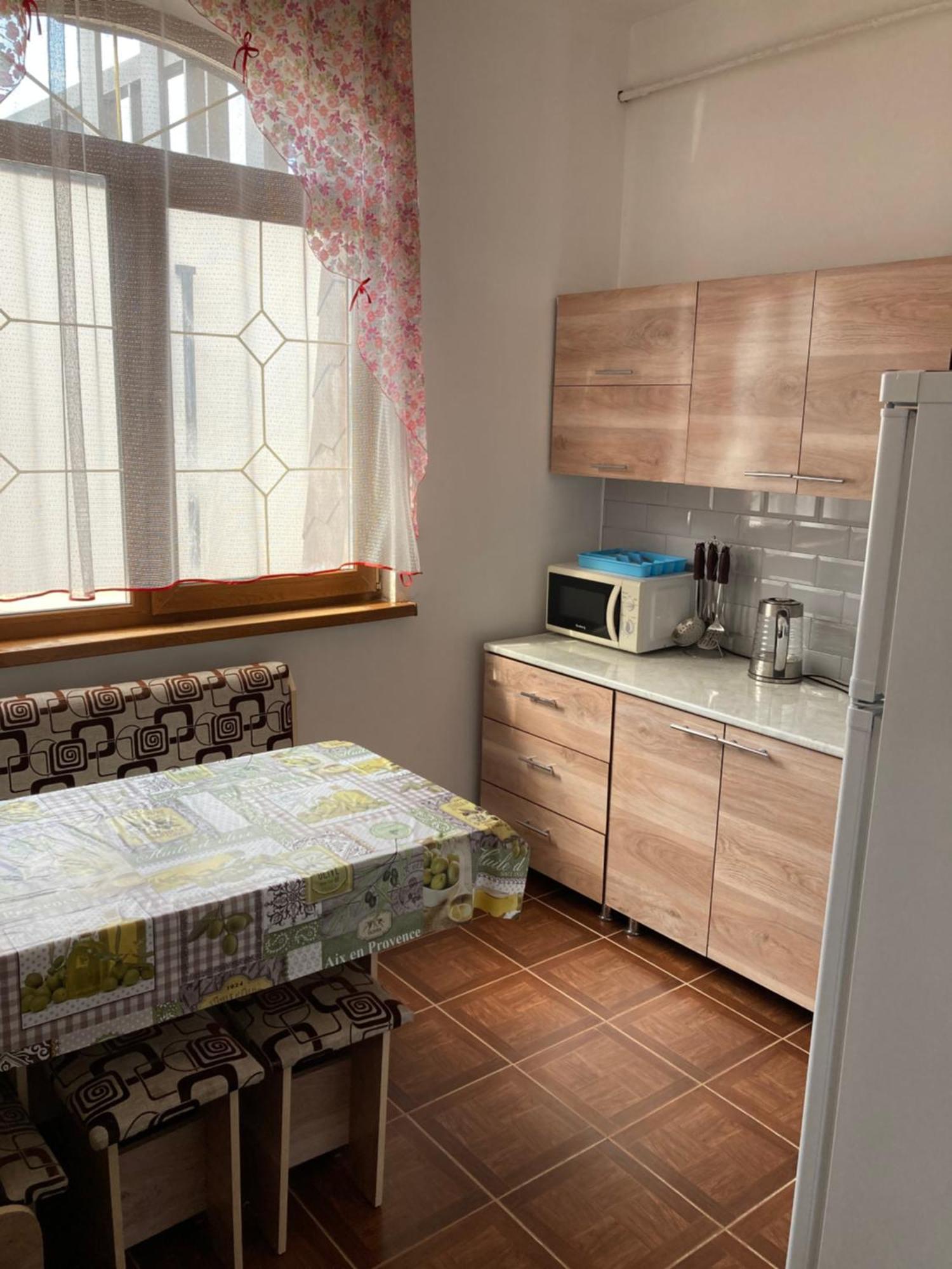 46,2 Karmysova Street Serviced Apartments 알마티 외부 사진